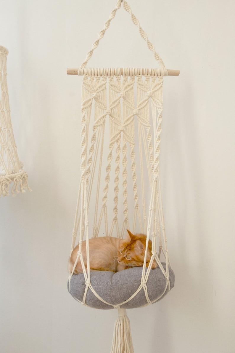 Meow Macramé Swing  - Hanging Cat Bed