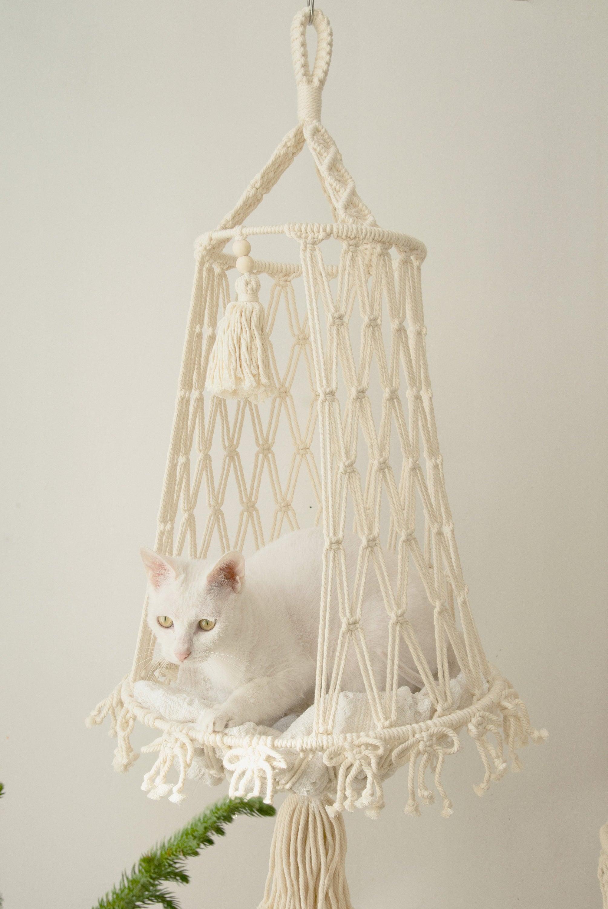 Cozy kitty Swing - Hanging Cat Bed